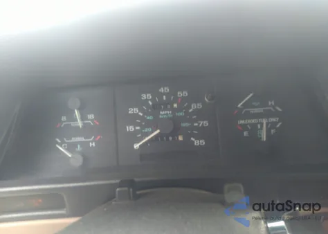 1993 Ford Ranger z USA, uszkodzony, nr VIN 1FTCR10A4PUC10332